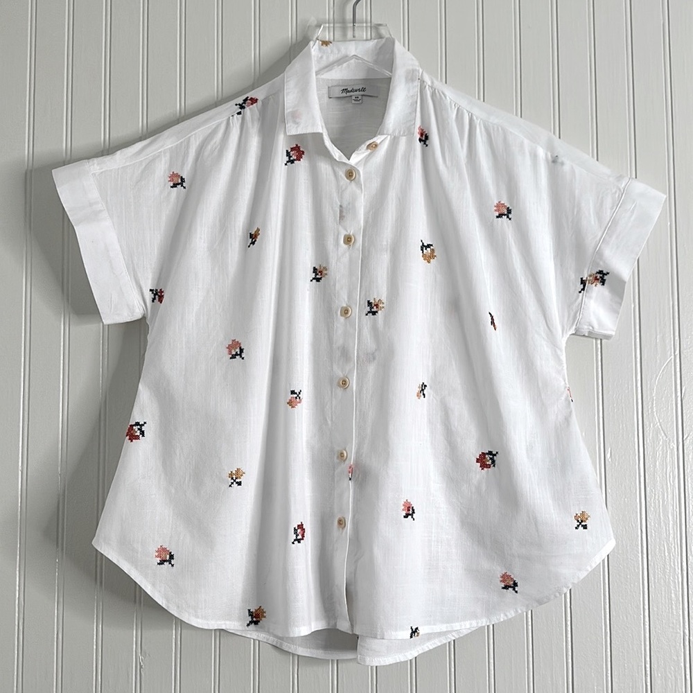 Madewell Pocket Shirt in Cross-Stitch Floral - Picture 2 of 8